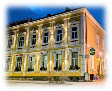 Ansicht Gasthof Franzl bei Nacht